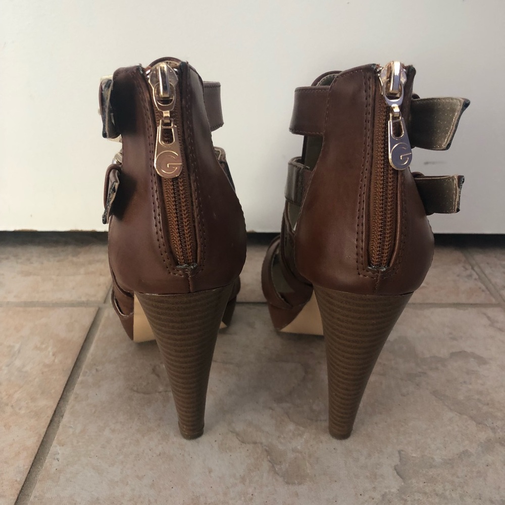 GUESS platform heels - Picture 3 of 4